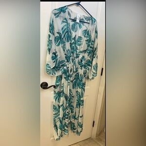 Mia de Andrea' Leaf swim coverup resort wear NWT one size